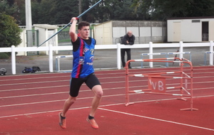 Luigi Moreau Champion de France UGSEL au Javelot et 2eme sur  400m