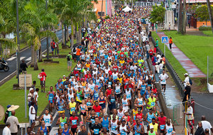 Jean Marie Boutin 13 eme V2 aux Championnats de France de Semi Marathon en Martinique .