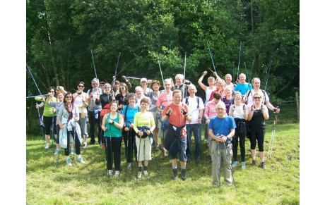 Matinée découverte de la Marche Nordique le 15 juin 2013