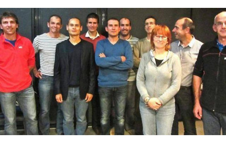 Assemblée Générale 2013 - « Faut-il freiner le développement du club ? Peut-on créer un poste d'entraîneur professionnel, avec quels moyens financiers, avec quels autres clubs ? »