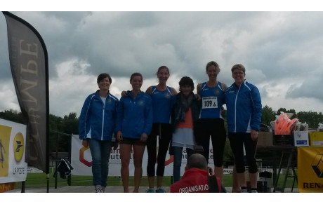  8 équipes ,3 podiums et  2 qualifications aux championnats de France  à l'Ekiden de Chalonnes
