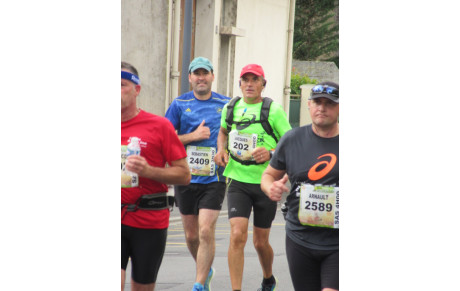Sébastien Cochet court à Tours