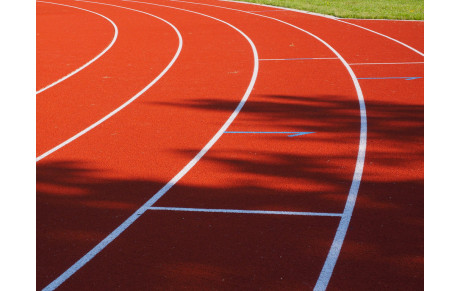 BOURSE aux chaussures à pointes