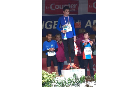 TITOUAN LORCERY : VAINQUEUR AU CROSS DU COURRIER DU L'OUEST
